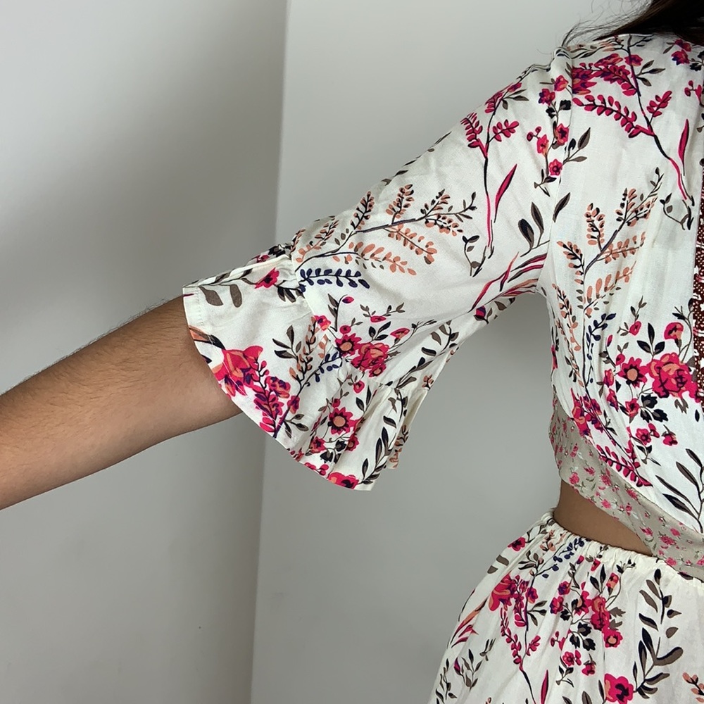 Floral Plunging Front Tie High Low Dress Size S - Picture 9 of 13